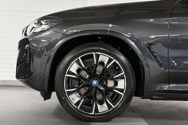 BMW iX3 M Sport 210 kW image number 4