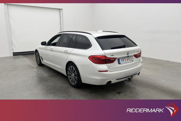 BMW 520d Touring xDrive Sport Line 140 kW image number 10