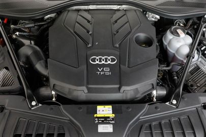 Car image 32
