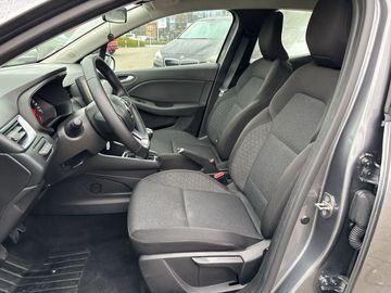 Car image 16