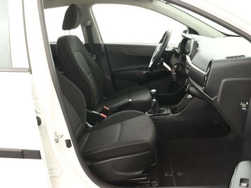 Car image 30