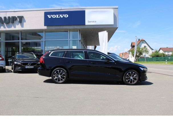 Volvo V60 B4 Momentum 145 kW image number 1