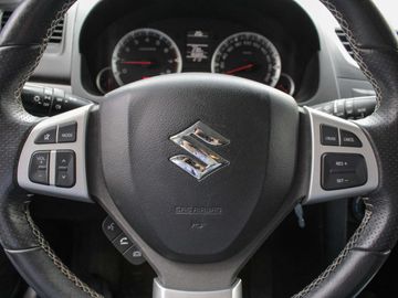 Car image 11