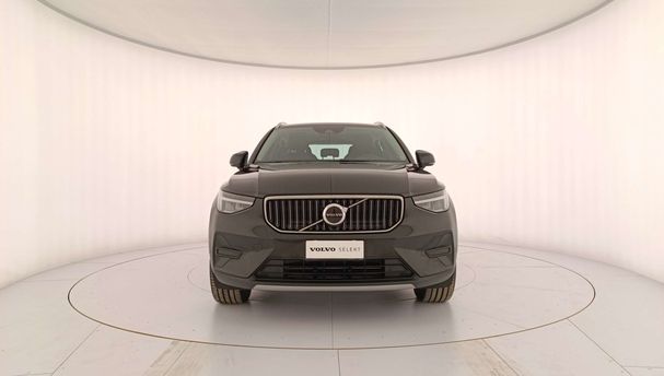 Volvo XC40 Recharge T4 155 kW image number 1