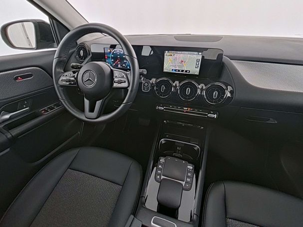 Mercedes-Benz GLA 180 100 kW image number 14