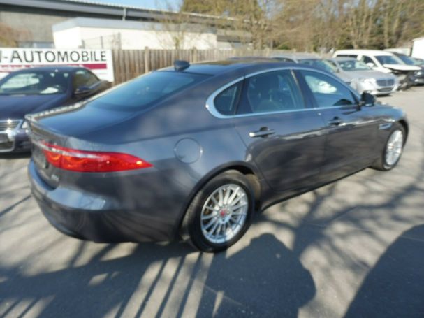 Jaguar XF AWD Prestige 132 kW image number 12