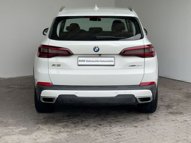 BMW X5 45e xDrive 290 kW image number 4