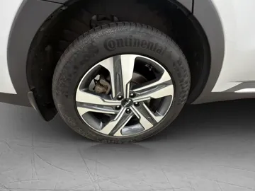 Car image 38