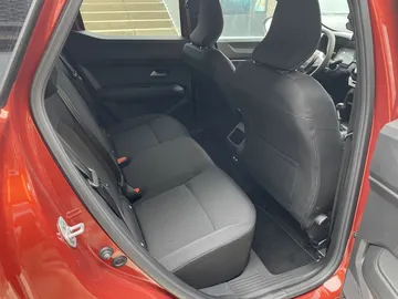 Car image 31