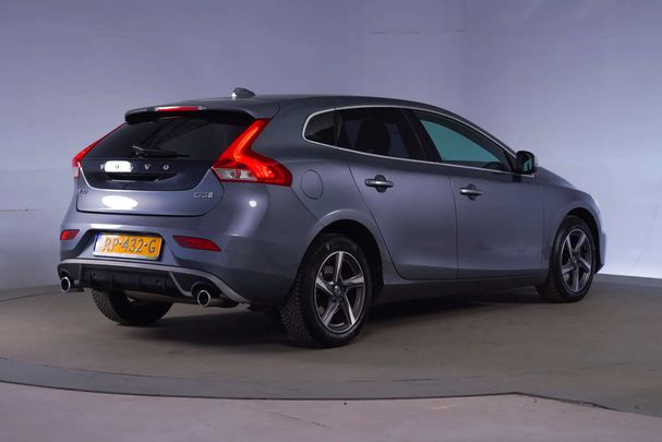 Volvo V40 D3 110 kW image number 32