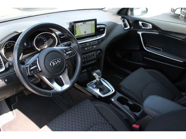 Kia Ceed SW 1.4 T-GDi DCT Vision 103 kW image number 10