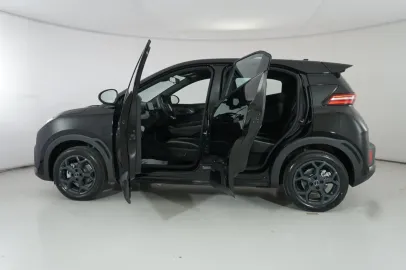 Car image 33
