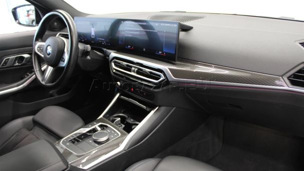 BMW 340d xDrive Touring 250 kW image number 16