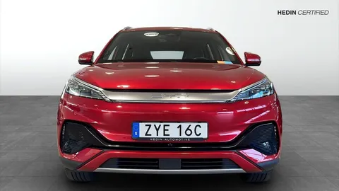 Car image 3
