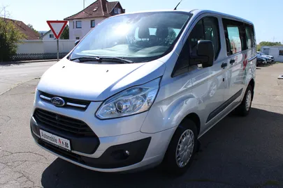 Car image 1