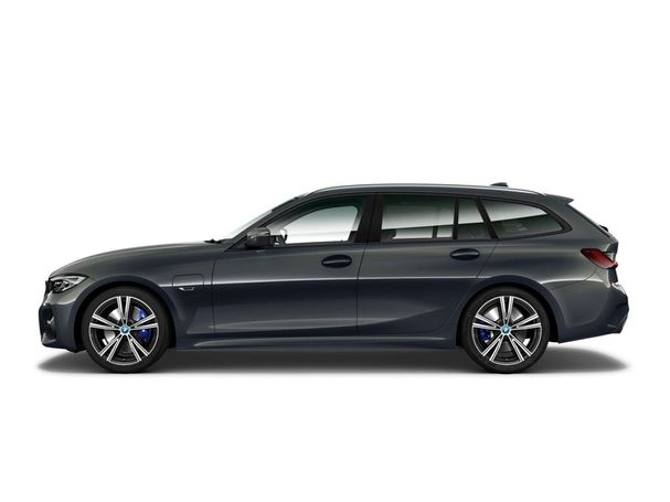 BMW 330e Touring M Sport 215 kW image number 5