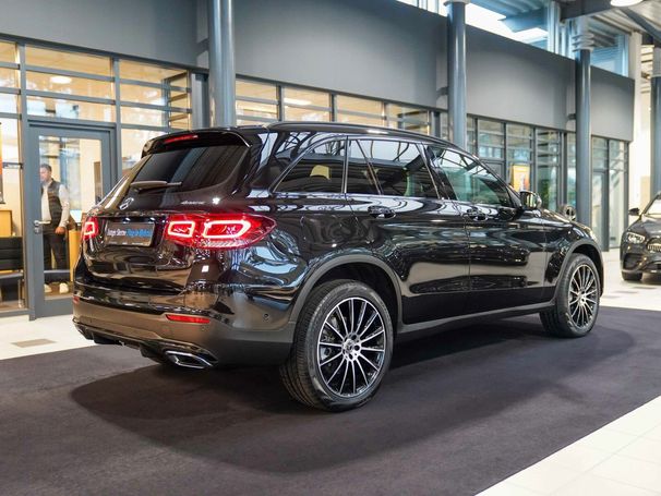 Mercedes-Benz GLC 300 de 225 kW image number 8