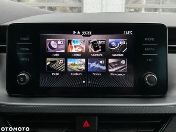 Car image 26