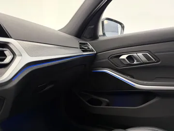 Car image 45