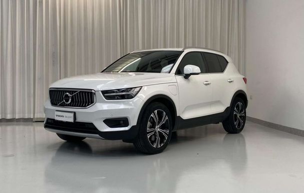 Volvo XC40 T5 143 kW image number 1