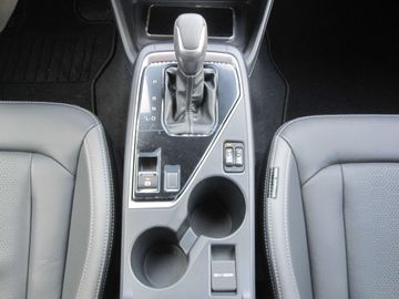 Car image 24