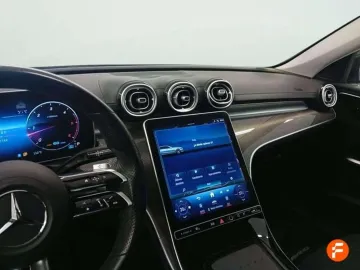 Car image 33