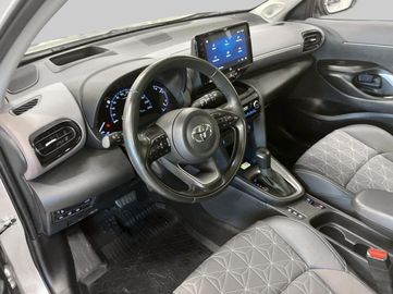 Car image 15