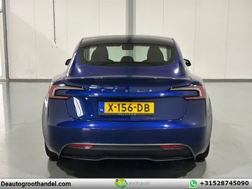 Car image 35