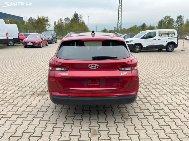 Hyundai i30 1.0 T-GDI 74 kW image number 6