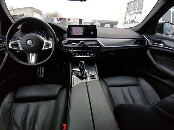 BMW 520d Touring xDrive 140 kW image number 8