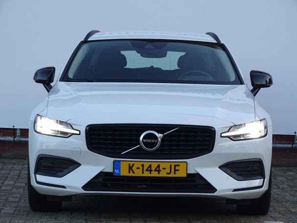 Volvo V60 B3 Momentum 120 kW image number 2