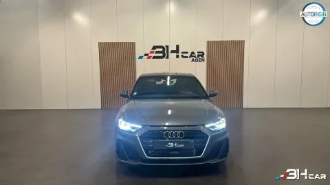 Car image 3