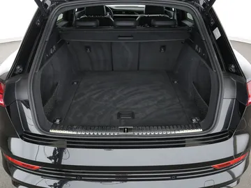 Car image 32