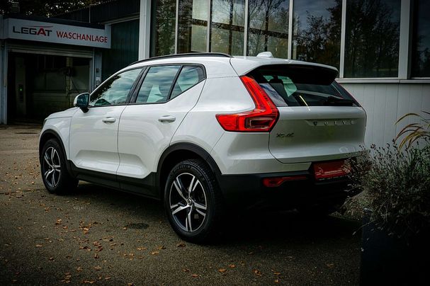 Volvo XC40 D3 AWD Geartronic 110 kW image number 14