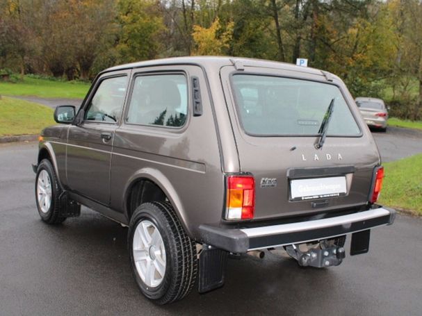 Lada Niva 4x4 61 kW image number 2