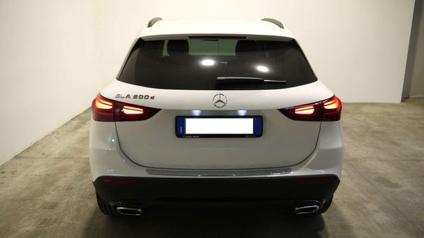 Mercedes-Benz GLA 200 d 110 kW image number 4