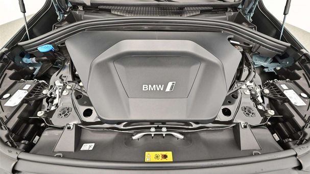 BMW iX1 xDrive30 225 kW image number 24