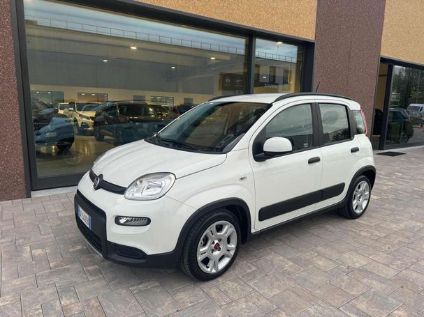 Fiat Panda 1.0 Hybrid RED 51 kW image number 2