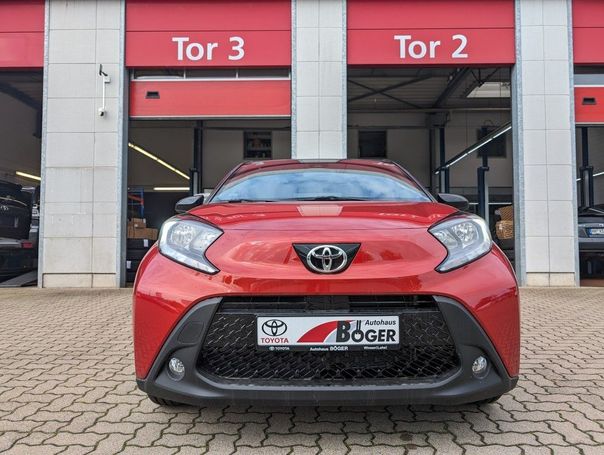 Toyota Aygo X 53 kW image number 5