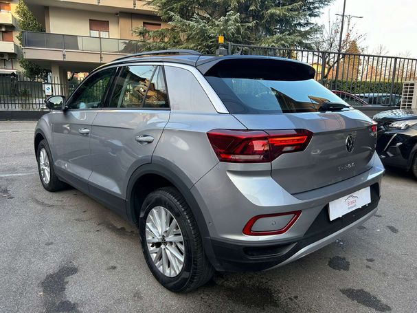 Volkswagen T-Roc 1.0 TSI T-Roc 81 kW image number 4