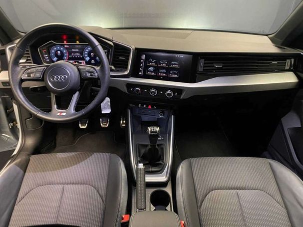 Audi A1 30 TFSI S-line 85 kW image number 2