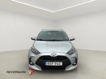 Car image 3