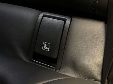 Car image 41