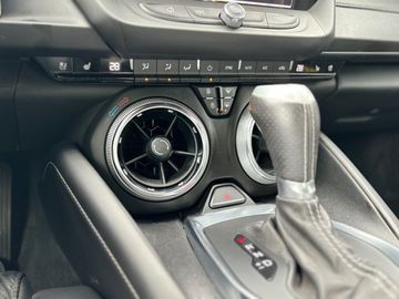 Car image 24