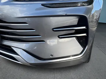 Car image 29