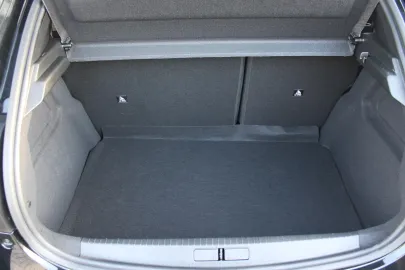 Car image 50