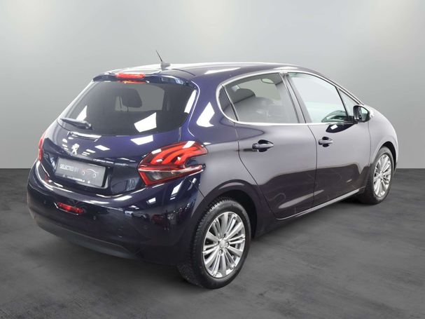 Peugeot 208 PureTech Allure 61 kW image number 3