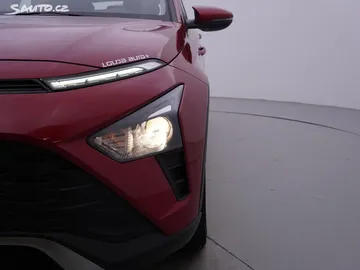 Car image 27