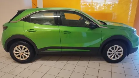 Car image 5