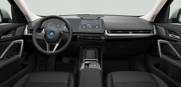 BMW iX1 xDrive30 200 kW image number 4